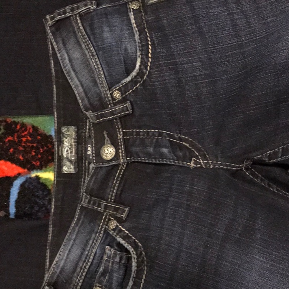 Jeans - Picture 2 of 3